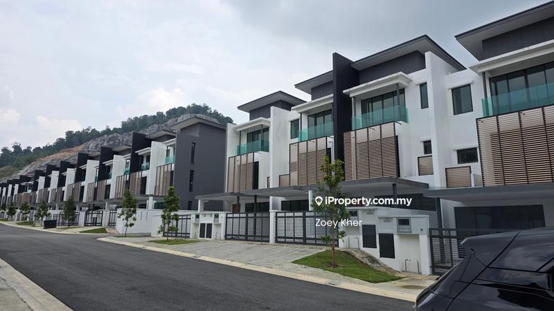 2.5-storey Terraced House for Sale in Seksyen U10, Shah Alam by Zoey Kher - Exterior - iProperty.com.my