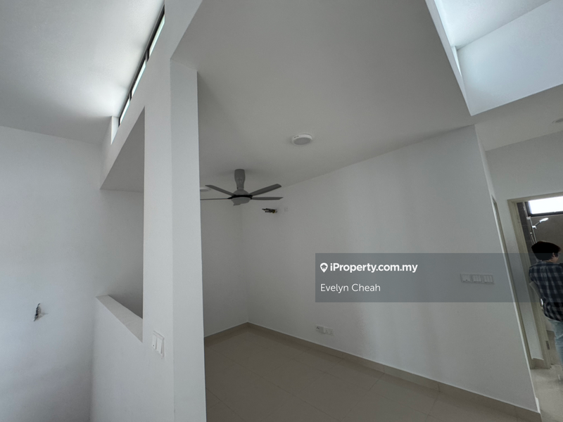 Semi-Detached House for Sale in Lakeside Puchong, Puchong by Evelyn Cheah - iProperty.com.my