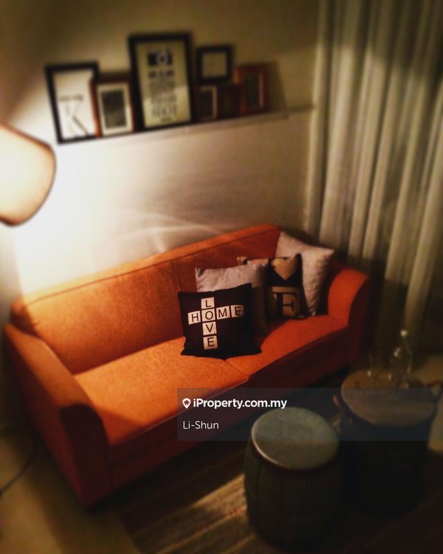 Service Residence for Sale in Mercu Summer Suites by Li-Shun - iProperty.com.my