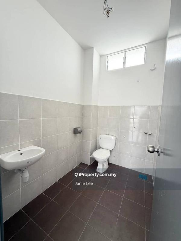 1.5-storey Terraced House for Sale in Tanjung Karang, Kuala Selangor by Janie Lee - iProperty.com.my