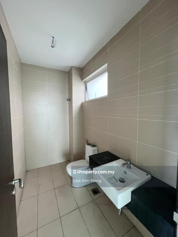 Rumah Berkembar untuk Dijual di e497w, Damansara Damai oleh Lew Kim Meng - iProperty.com.my