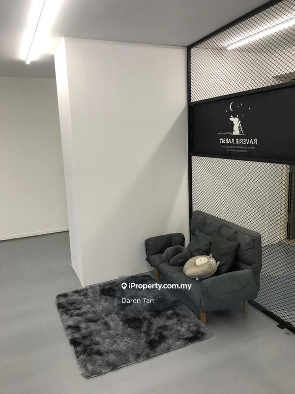 Pejabat untuk Dijual di Sungai Besi, Kuala Lumpur oleh Daren Tan - iProperty.com.my