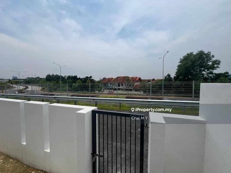 Rumah Berangkai 2 Tingkat untuk Dijual di Bandar Kinrara Seksyen 8, Bandar Kinrara oleh Chai M Y - iProperty.com.my