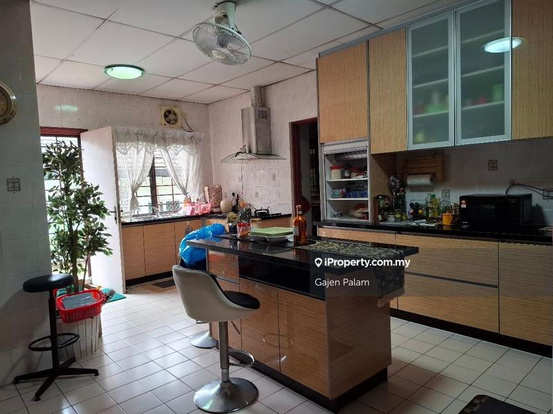 Bungalow House untuk Dijual di Seksyen 11, Petaling Jaya oleh Gajen Palam - iProperty.com.my