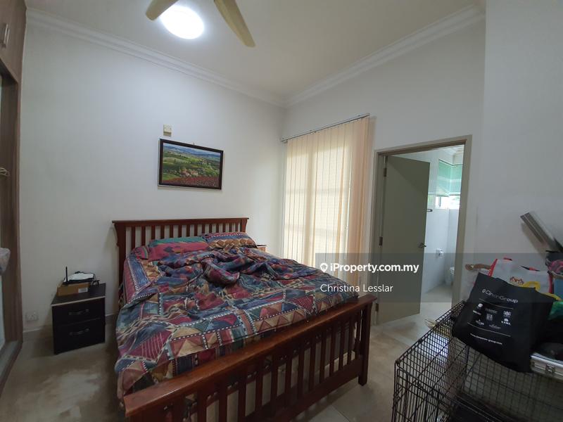 Rumah Teres 2.5-Tingkat untuk Dijual di USJ Heights, Subang Jaya oleh Christina Lesslar - iProperty.com.my
