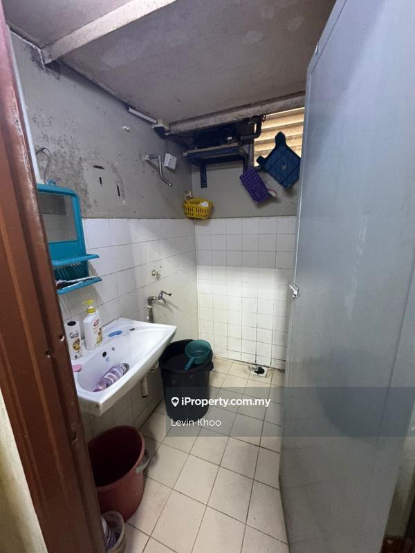 Flat for Sale in Taman Setia Rawang Flat by Levin Khoo - iProperty.com.my