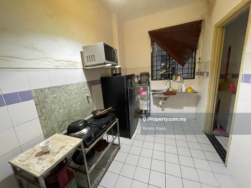 Condominium for Sale in Cyberia Crescent 1 by Kelvin Pook - iProperty.com.my