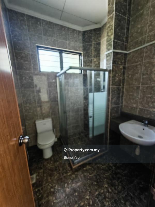 Rumah Berangkai 2.5 Tingkat untuk Dijual di Bandar Utama 6, Bandar Utama oleh Biana Yap - iProperty.com.my
