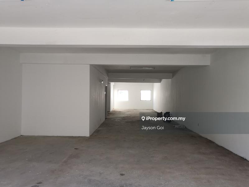 Kedai untuk Disewa di Bandar Country Homes, Rawang oleh Jayson Goi - iProperty.com.my