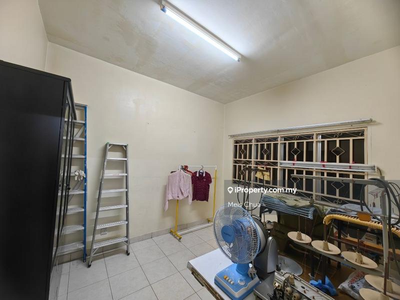 Townhouse for Sale in Taman Lagenda Mas, Cheras by Meis Chua - iProperty.com.my