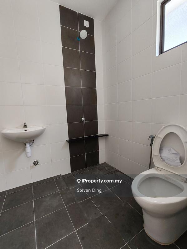 Rumah Teres 2-Tingkat untuk Dijual di Setia Utama, Setia Alam oleh Steven Ding - iProperty.com.my