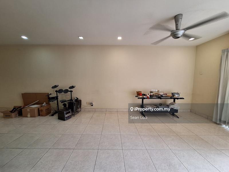 For Sale - Ketumbar Hill