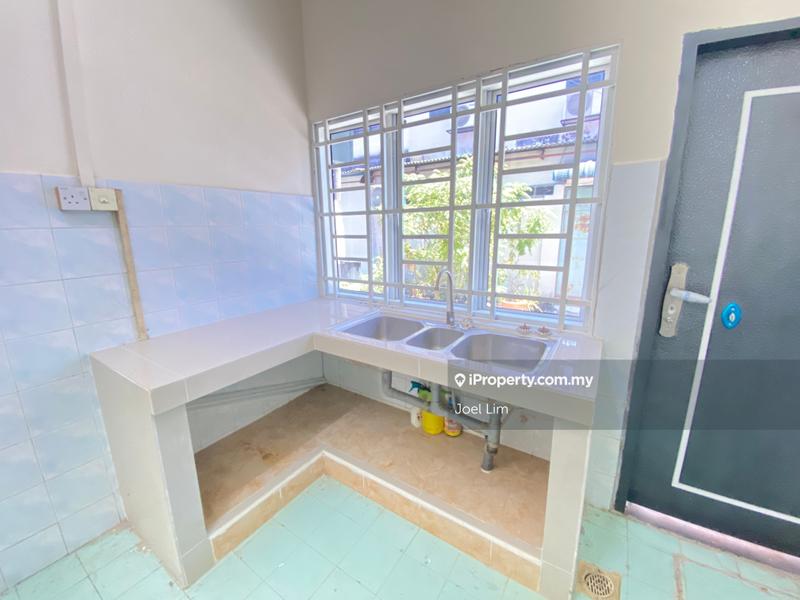 1-storey Terraced House for Sale in Taman Telok, Telok Panglima Garang by Joel Lim - iProperty.com.my