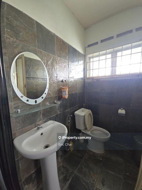 Rumah Berangkai 2 Tingkat untuk Dijual di Taman Puchong Intan, Puchong oleh Eric Chai - iProperty.com.my