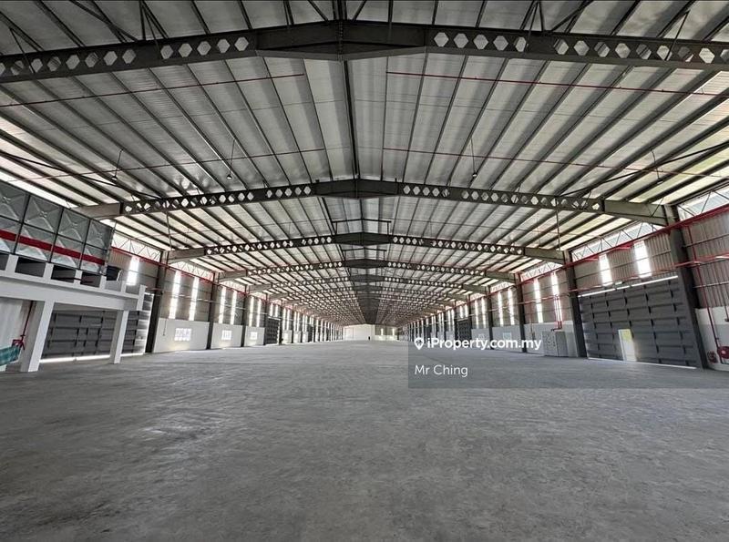 For Rent - 30,000sf Detached Factory Warehouse Perindustrian Kundang Jaya