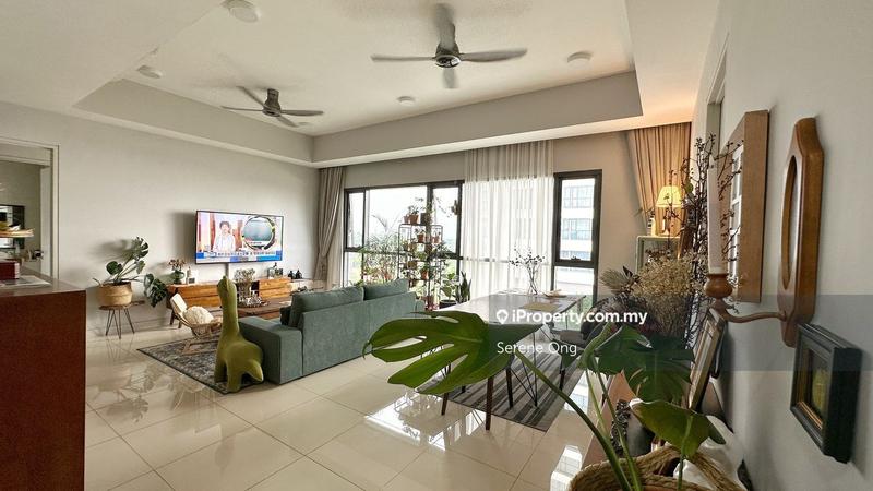 For Sale - Dianthus @ Tropicana Gardens