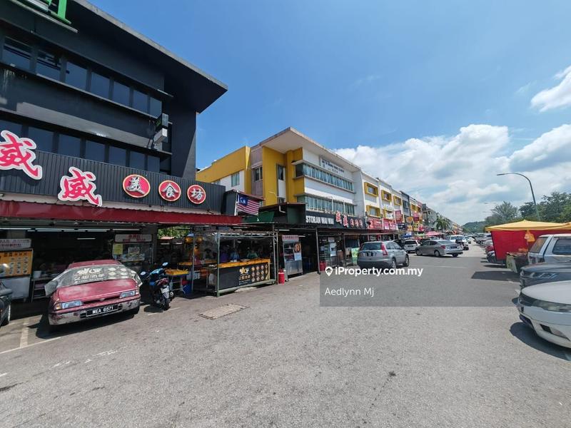 Rumah Berangkai 2 Tingkat untuk Dijual di Taman Putra Impiana, Puchong oleh Aedlynn Mj - iProperty.com.my