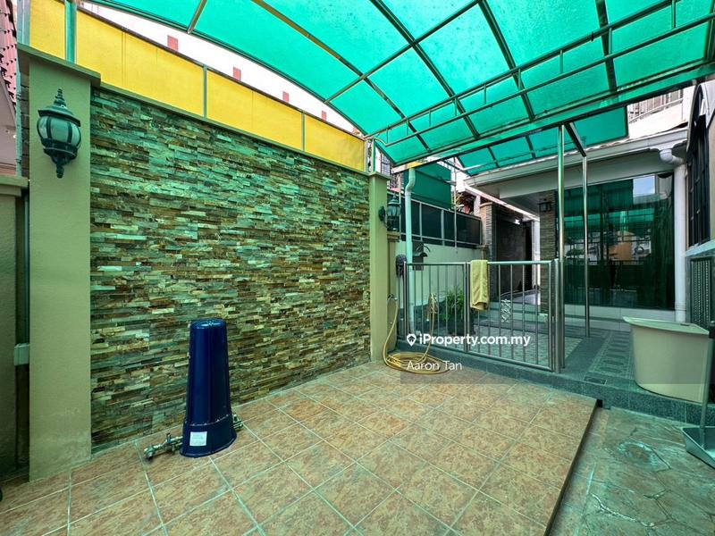 Semi-Detached House for Sale in Medan Lapangan Legenda, Ipoh by Aaron Tan - iProperty.com.my