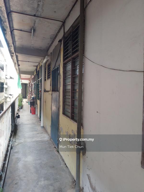 For Sale - Mak Mandin