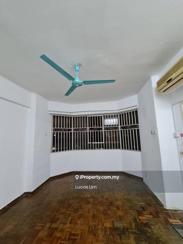 Condominium for Sale in Villa Angsana by Lucas Lim - Living Room - iProperty.com.my