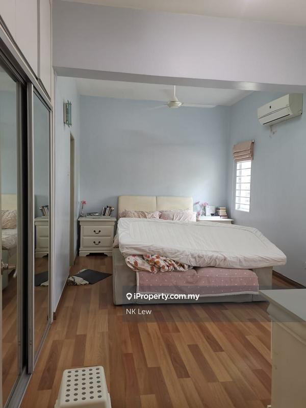 Kondominium untuk Dijual di Bayan Villa, Seri Kembangan oleh NK Lew - iProperty.com.my