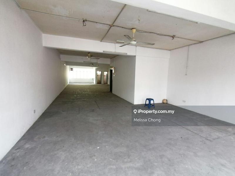 Shop-Office for Sale in Kajang, Kajang by Melissa Chong - iProperty.com.my