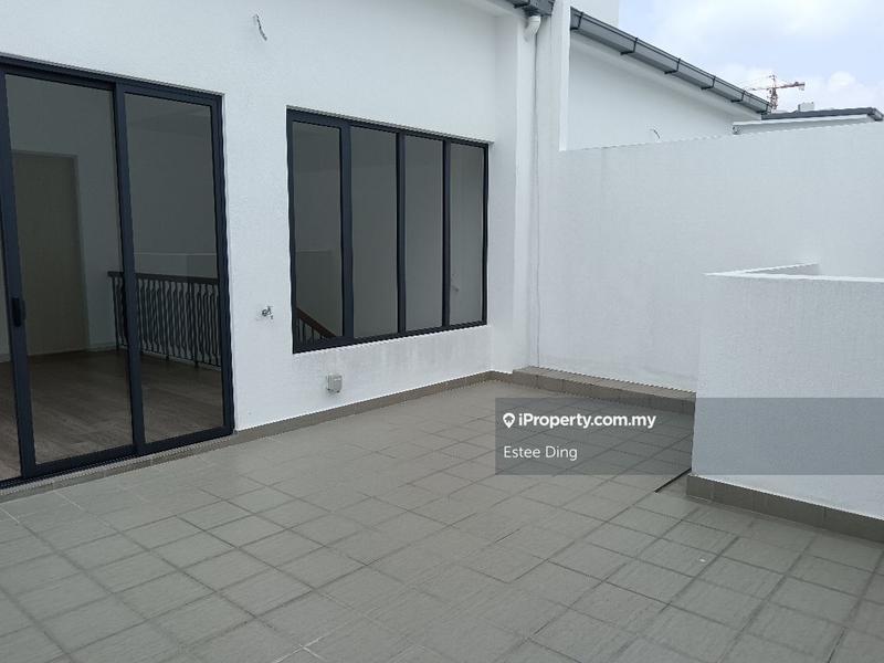 Rumah Berkembar untuk Dijual di Abadi Heights, Puchong oleh Estee Ding - iProperty.com.my