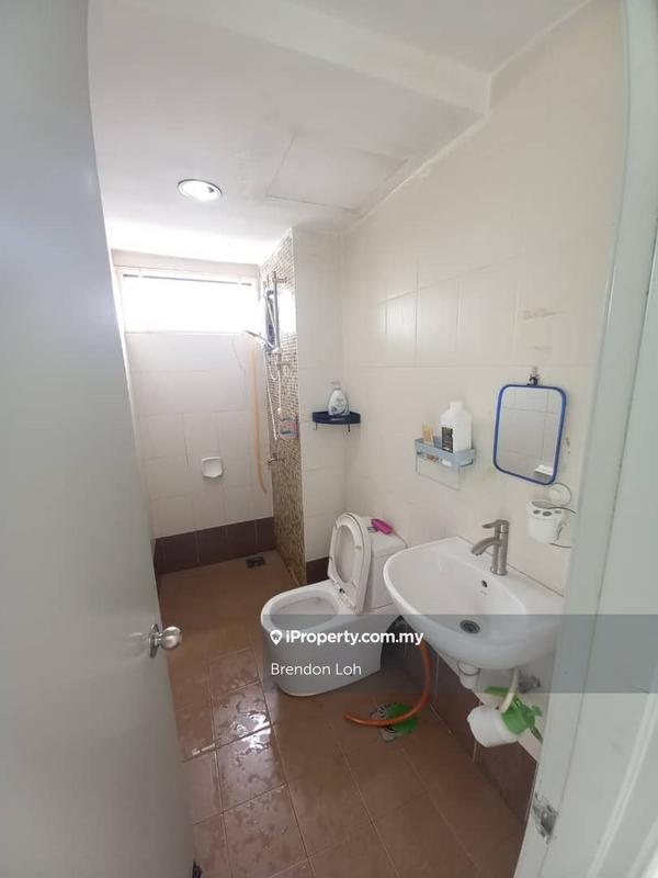 For Sale - Suasana Lumayan