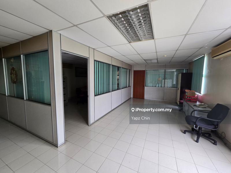 Warehouse for Sale in Seksyen 34, Shah Alam by Yapz Chin - iProperty.com.my