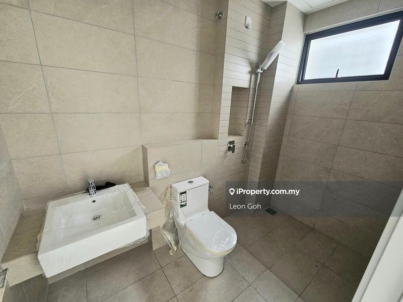 Rumah Teres 2-Tingkat untuk Dijual di Bandar Rimbayu, Telok Panglima Garang oleh Leon Goh - iProperty.com.my