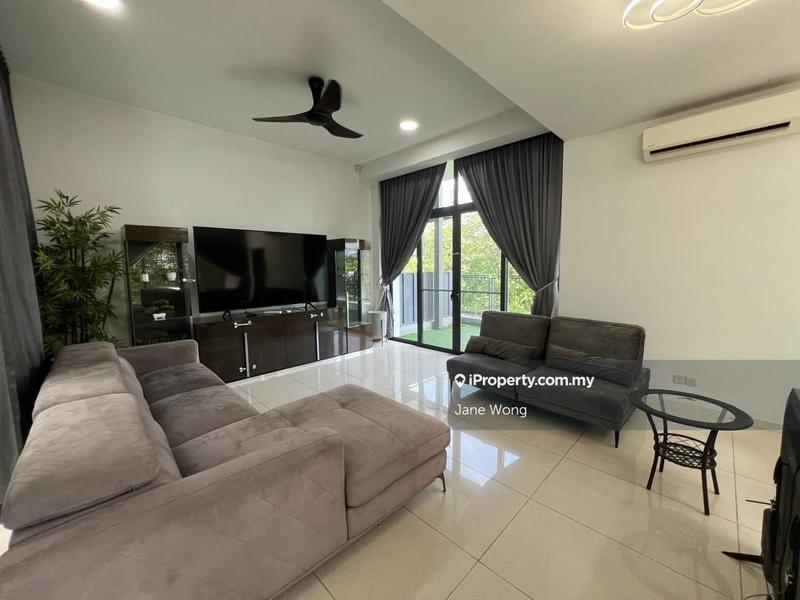 Rumah Teres 3-Tingkat untuk Dijual di Casaman, Desa Parkcity oleh Jane Wong - iProperty.com.my