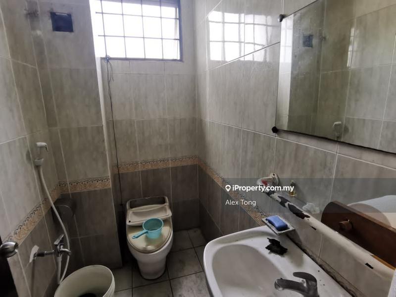 Semi-D Kilang untuk Dijual di Bandar Pinggiran Subang, Shah Alam oleh Alex Tong - iProperty.com.my