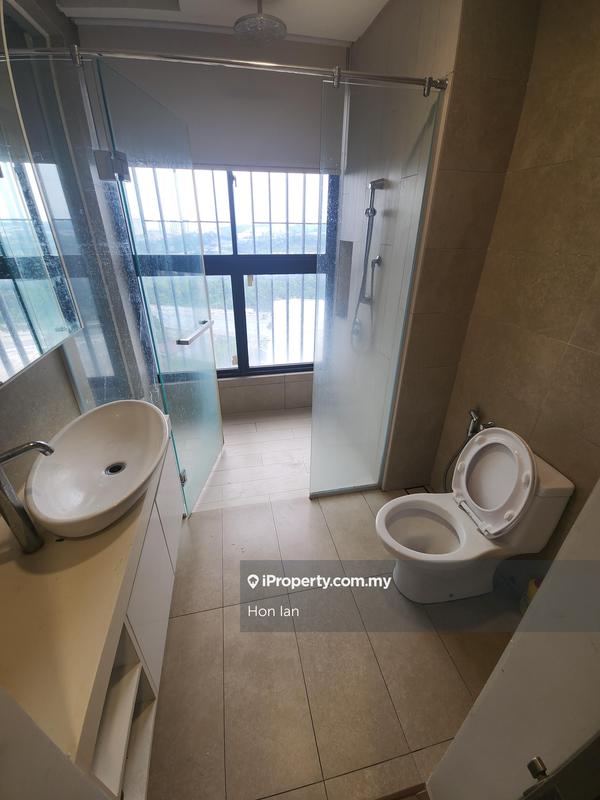 Service Residence for Sale in Twin Arkz by Hon Ian - iProperty.com.my