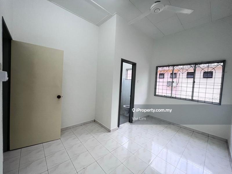 2-storey Terraced House for Sale in Taman Sri Kluang, Kluang by Vivi Lim - iProperty.com.my
