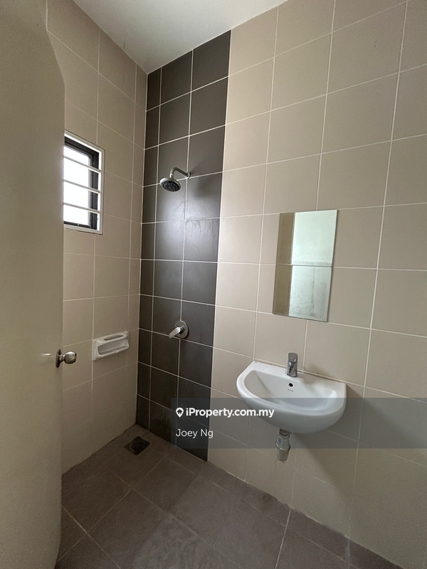 1-storey Terraced House for Sale in Setia Utama, Setia Alam by Joey Ng - iProperty.com.my
