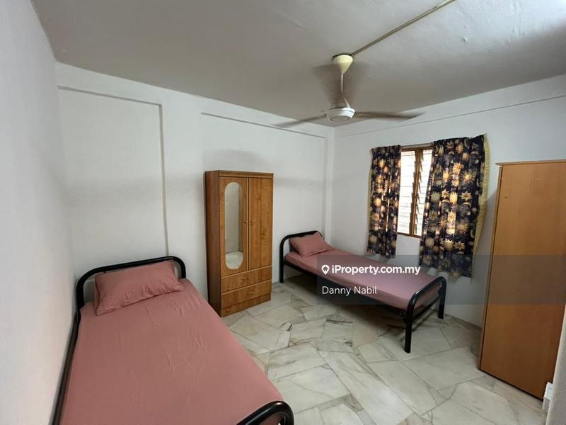 For Rent - Flat PKNS Section 7