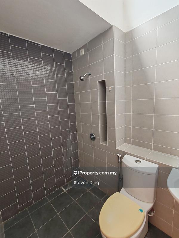 Semi-Detached House for Sale in Setia Damai 15, Setia Alam by Steven Ding - Bathroom - iProperty.com.my