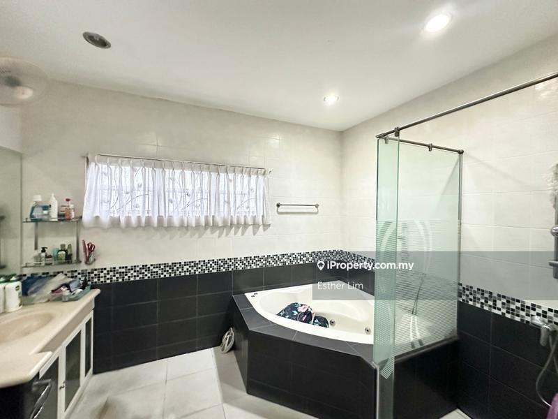 Bungalow House for Sale in D'Villa, Kota Damansara by Esther Lim - iProperty.com.my