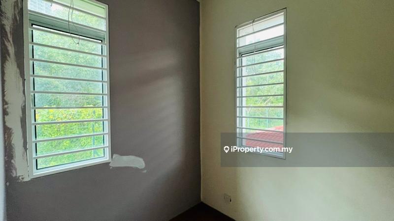 Rumah Berkembar untuk Dijual di Semenyih, Selangor oleh Robert See - iProperty.com.my