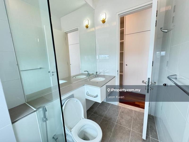 Service Residence for Sale in Senada Residence @ KLGCC Resort by Leon Kwan - iProperty.com.my