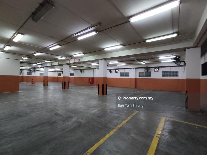 For Rent - Detached Factory facing busy main road