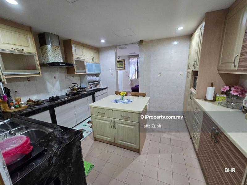 Banglo untuk Dijual di Bandar Seri Putra, Bangi oleh Hafiz Zubir - iProperty.com.my