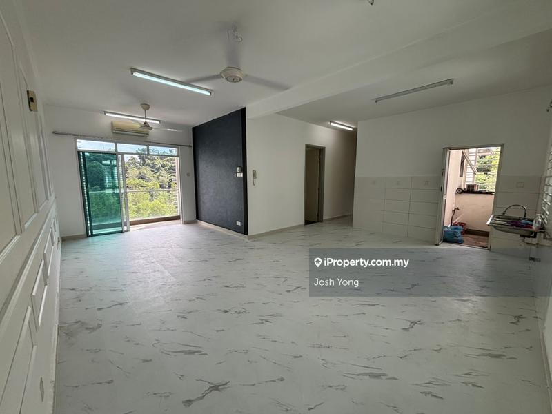 For Sale - Saville @ The Park