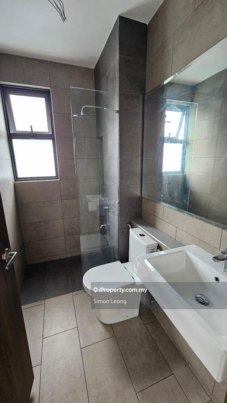 Rumah Berkembar untuk Dijual di Bukit Jelutong, Shah Alam oleh Simon Leong - iProperty.com.my