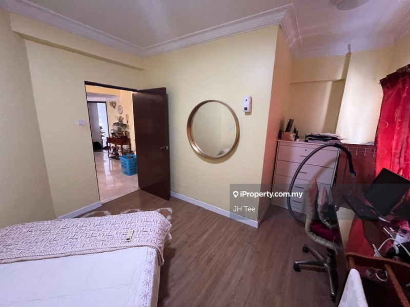 Condominium for Sale in The Vistana by JH Tee - iProperty.com.my