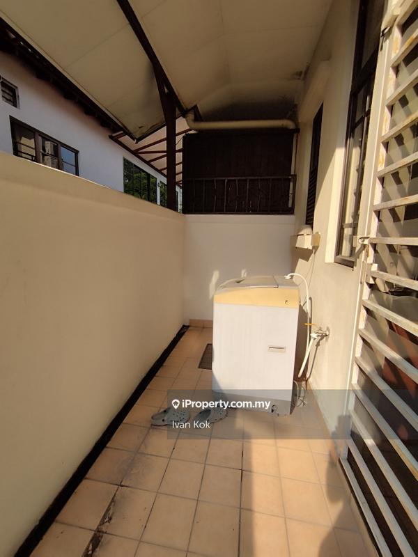 Rumah Berangkai 2 Tingkat untuk Dijual di Bukit Jelutong, Shah Alam oleh Ivan Kok - iProperty.com.my