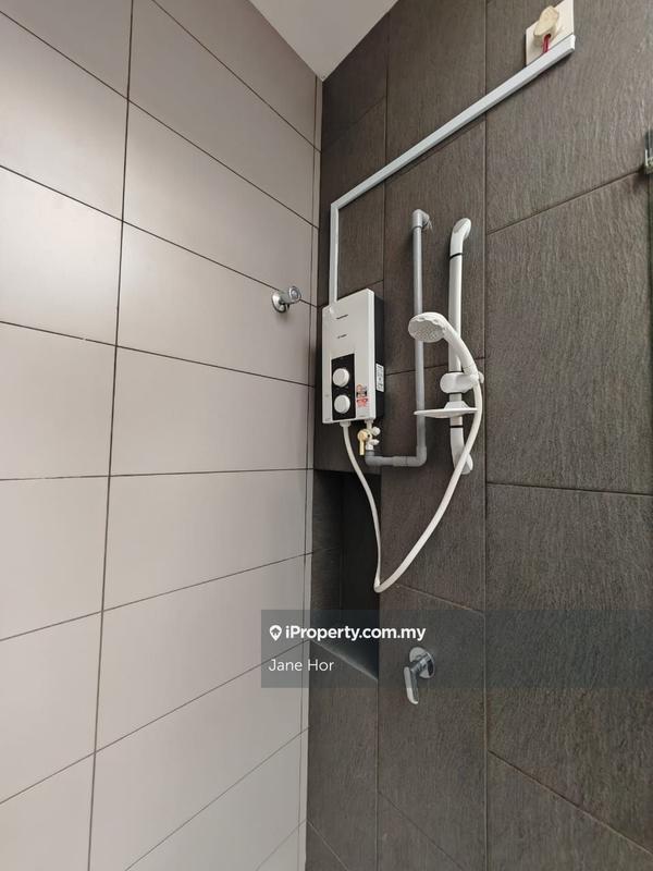 Townhouse for Sale in 16 Sierra, Puchong by Jane Hor - iProperty.com.my