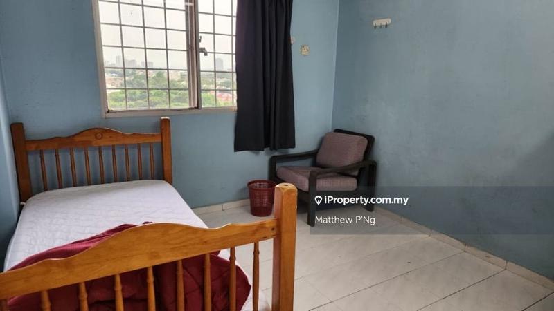 Pangsapuri untuk Dijual di Taman Pekaka Block 31 oleh Matthew P'Ng - iProperty.com.my