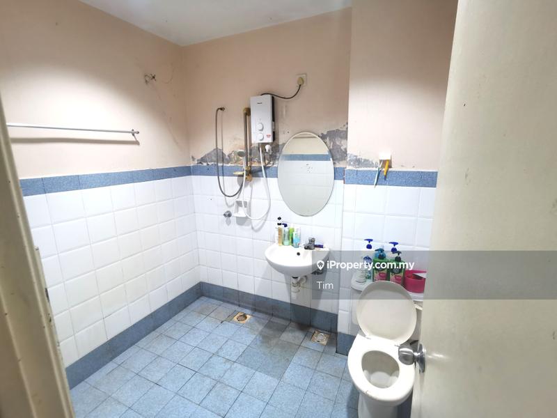 Rumah Teres 2-Tingkat untuk Dijual di Taman Desa Idaman, Durian Tunggal oleh Tim - iProperty.com.my