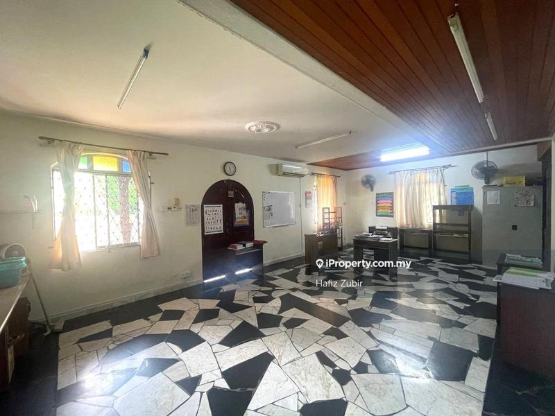 Bungalow House for Sale in Kelana Jaya, Petaling Jaya by Hafiz Zubir - iProperty.com.my